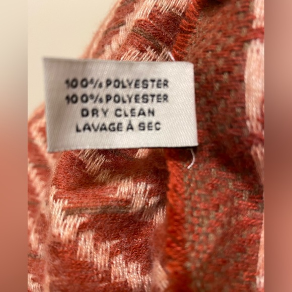 Chevron pattern Poncho Cape - Picture 6 of 7